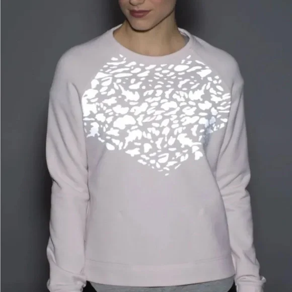 🍋 Lululemon crew neck reflective blush sweatshirt! - Picture 2 of 8